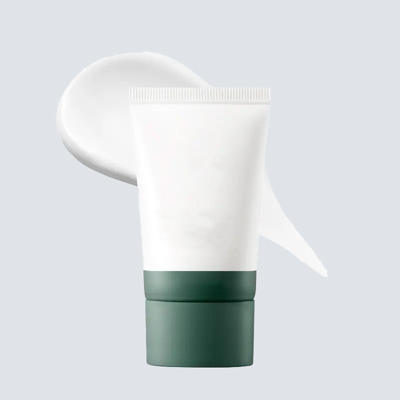 💜 LAST DAY PROMOTION 💜Three-in-one water essence facial cleanser