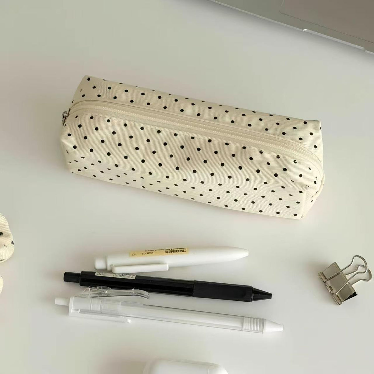 Canvas Polka Dot Pencil Case - Korean Style, Simple, High-Aesthetic Stationery Pouch for Middle/High School Girls