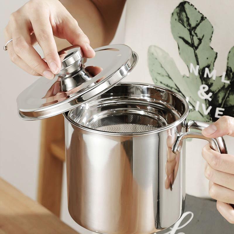 Oil Filter Pot-Double the dirt-holding capacity