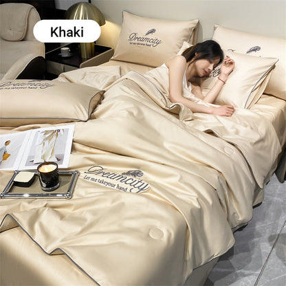 ⏰Last Day Sale 50% OFF🥰 ✨Summer Simple Ice Silk Quilt❄️ Ultra Cool Anti-Sweat Thin Quilt, Machine Washable Bedding