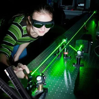 💥2026 HOT SALE💥🔦Red and green single-point laser light