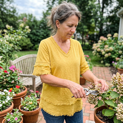 🧥 Women's V-Neck Casual Short Sleeve Top