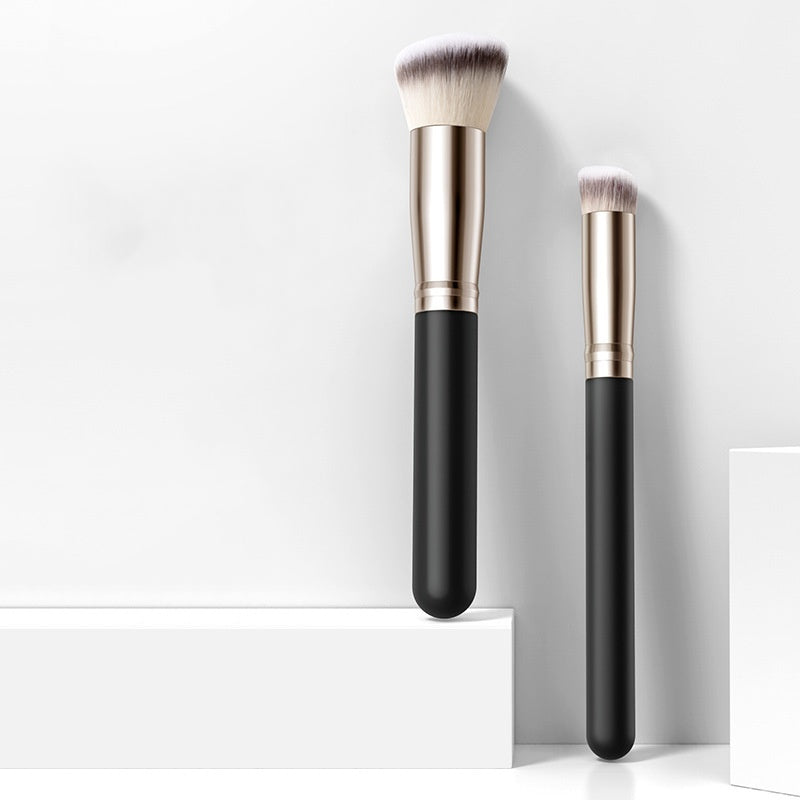 Foundation Brush & Concealer Brush Set